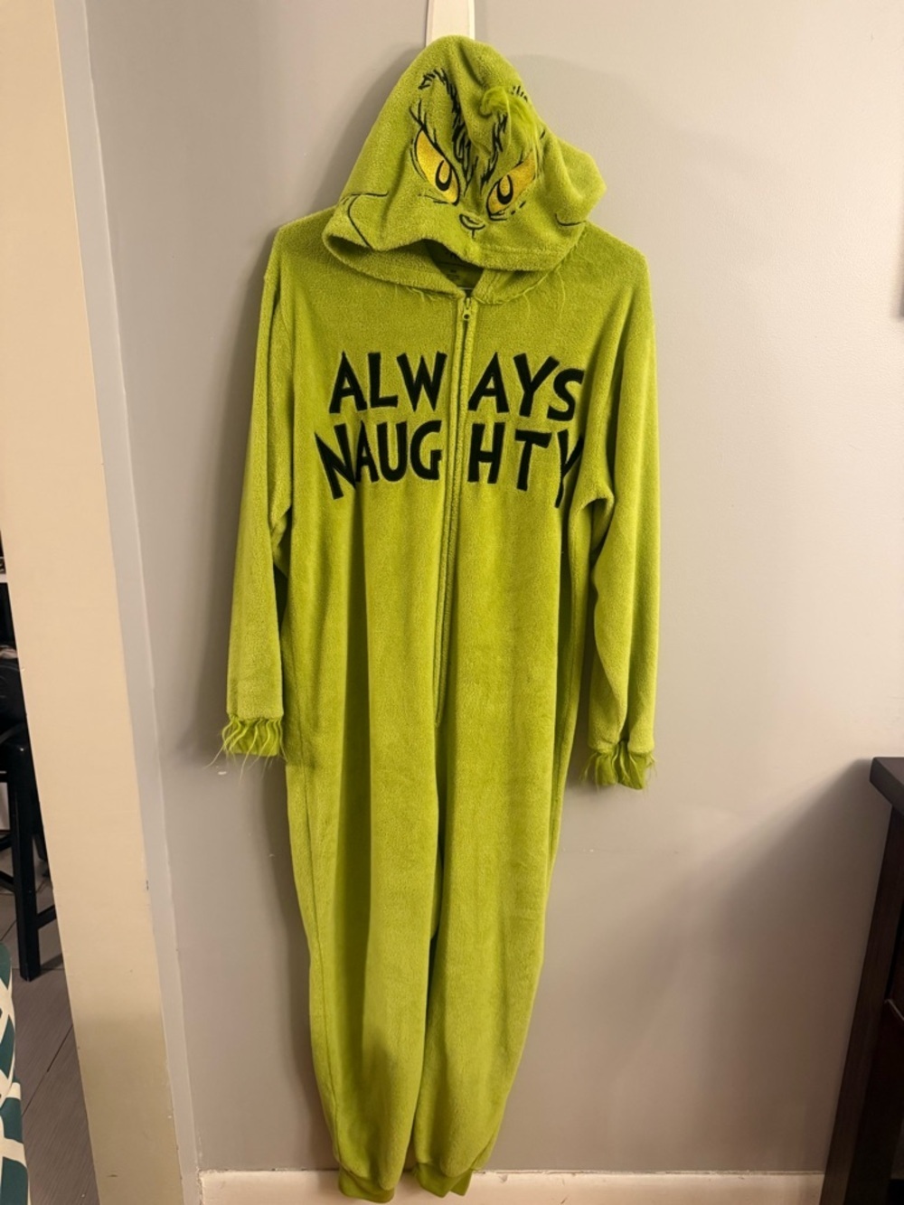 Dr Seuss The Grinch Fleece One Piece Pajamas Adult Medium Always Naughty Hooded - Picture 1 of 7